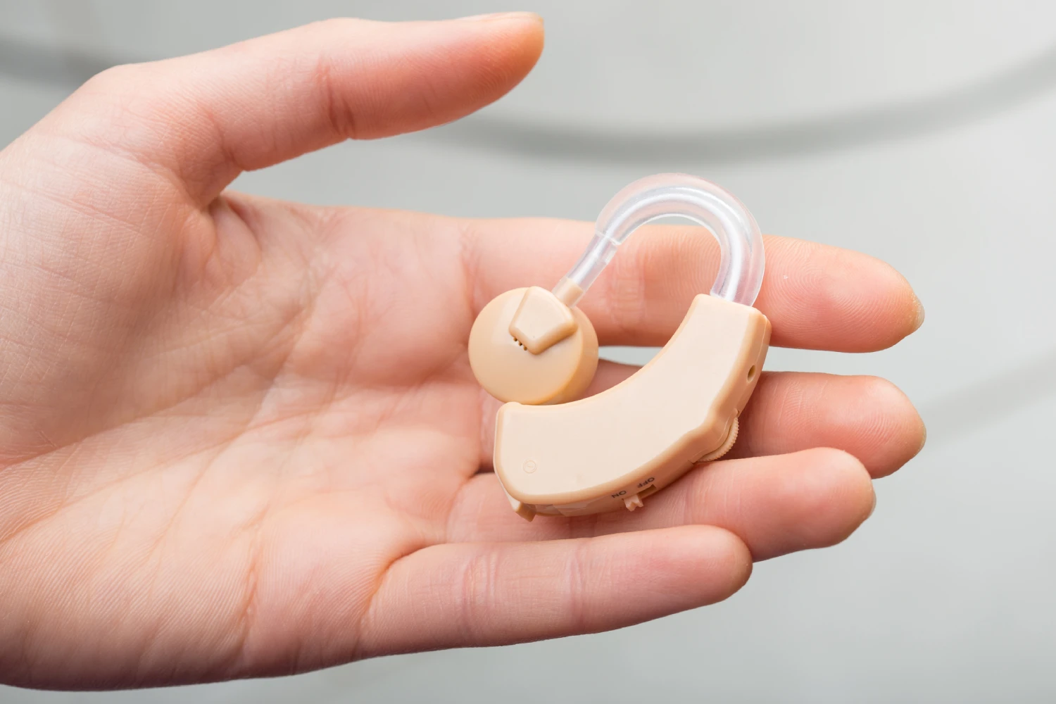 How to Connect Phonak Hearing Aids in Bergen County, NJ Without Ongoing Sync Problems